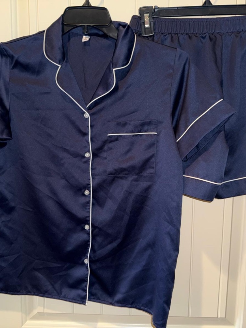 LIGHTLY USED GU Woman's Medium Pajama Set (Blue)